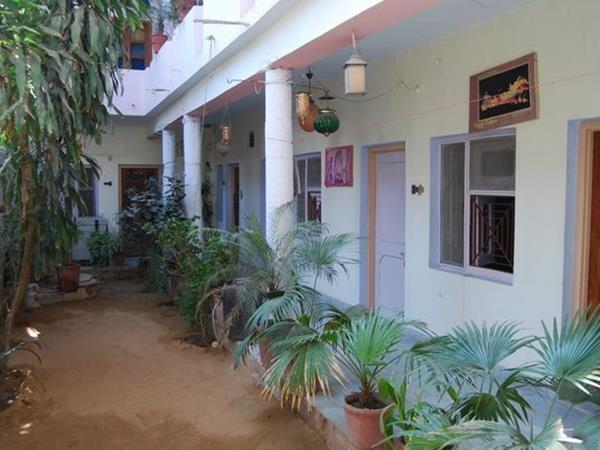 Aroma Hotel Pushkar Exterior foto